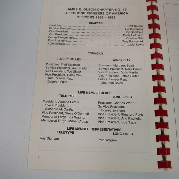 Treasured Recipes Cookbook From The Telephone Pioneers Of America 1992-93 - Picture 2 of 5